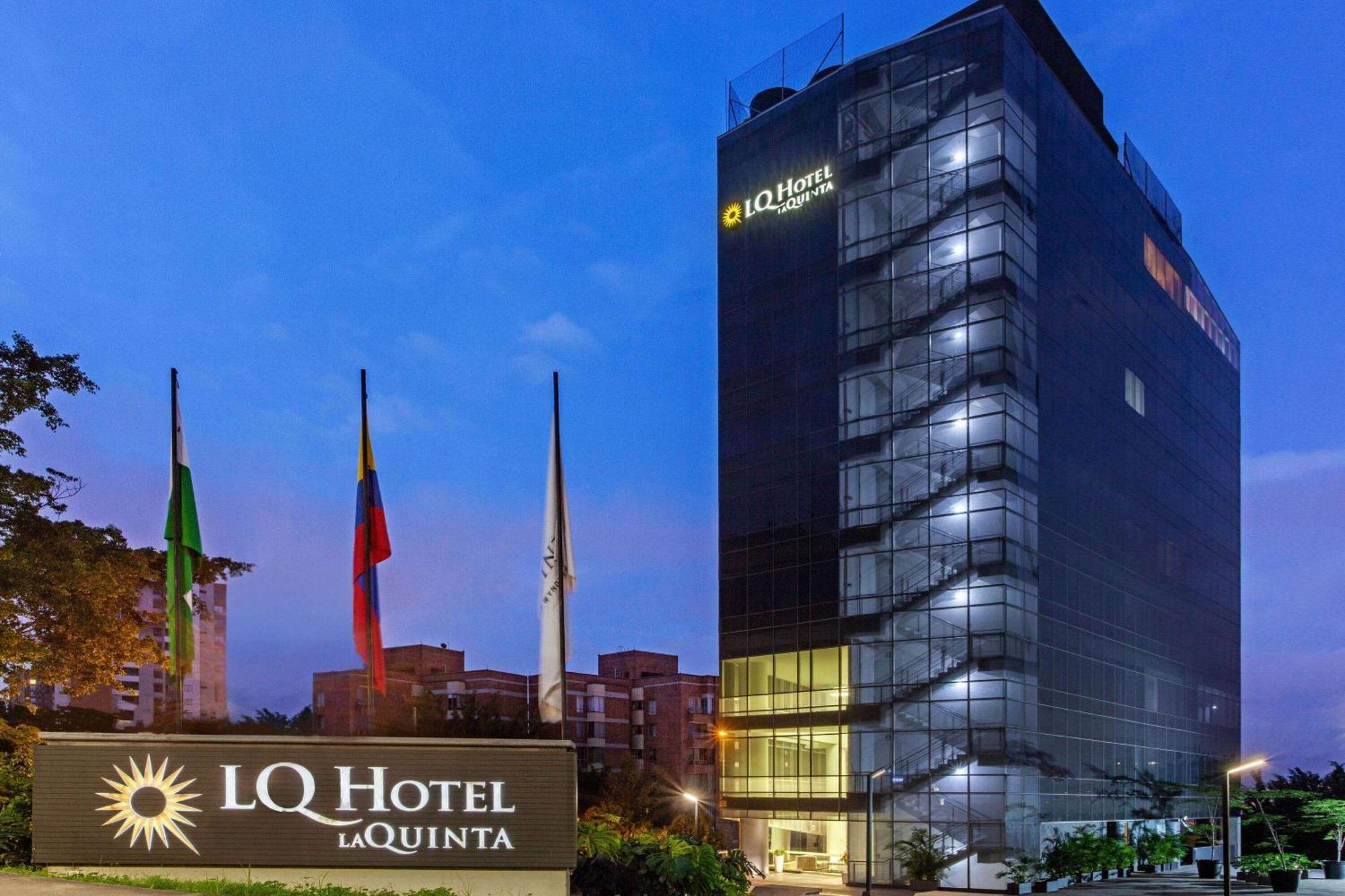 Hotel La Quinta by Wyndham Medellín Exterior foto